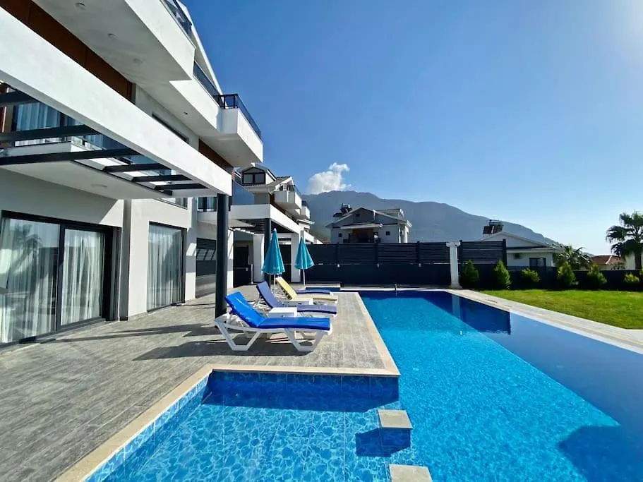 Nokta Park I 4+1 Villa, Oezel Havuzlu Fethiye Willa